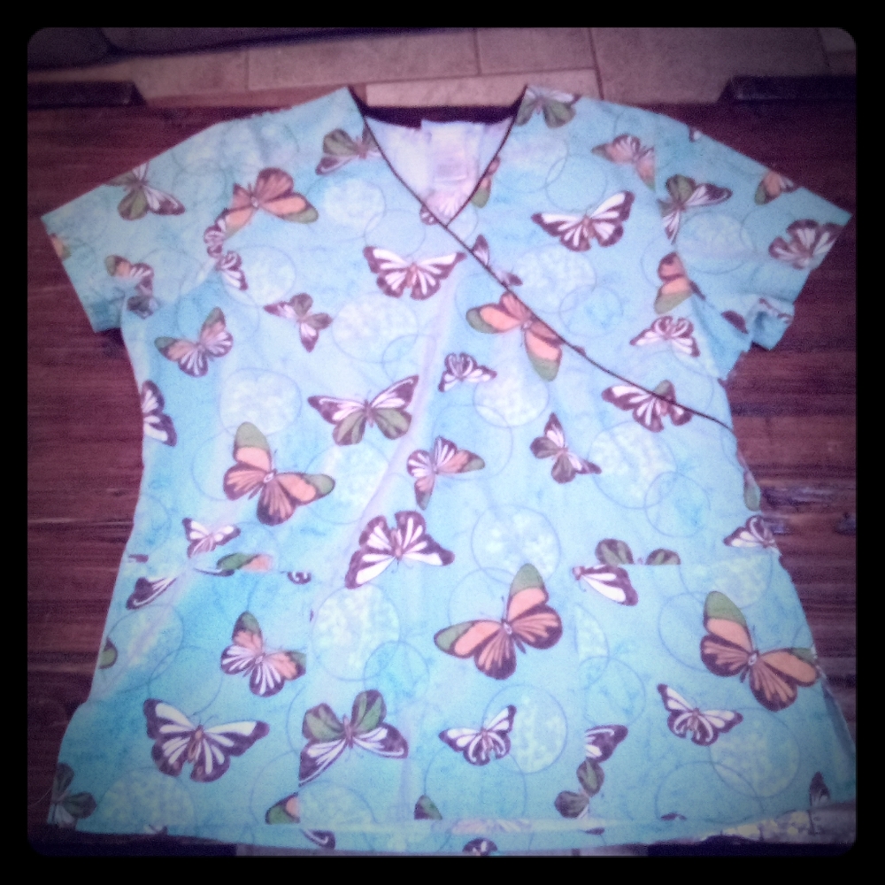 Scrub top